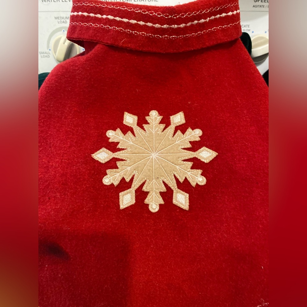 BOOTS & BARKLEY Dog “Snowflake Vest w/Collar” Size Small Red/Cream NWOT